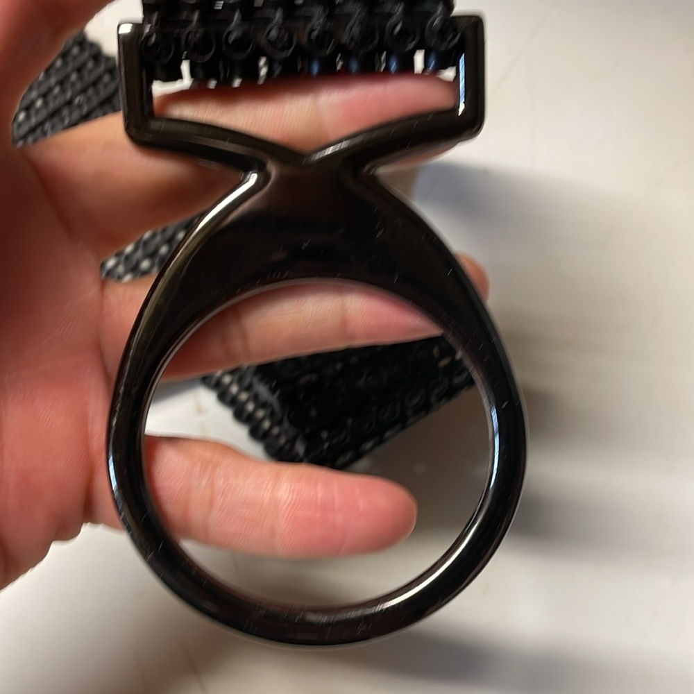 BELT stretch - Picture 6 of 9